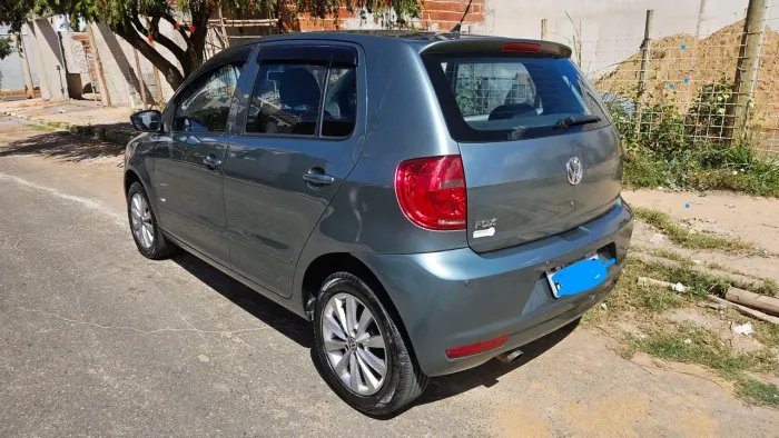 Volkswagen Fox 1.0 MI Total Flex 8V 5P 2012
