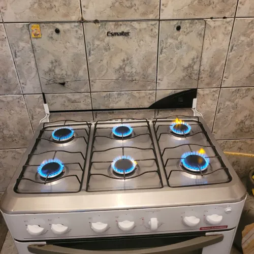 Fogão Esmaltec 6 Bocas ,Todas as 6 bocas e o forno acendem perfeitamente
