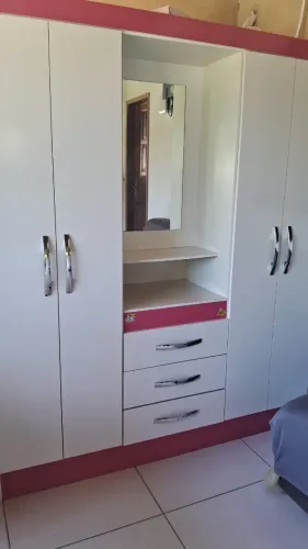 Guarda roupa infantil