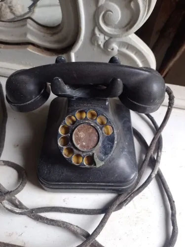 telefone de baquelite antigo anos 40/50
