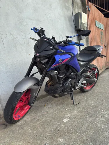 MT 03 YAMAHA