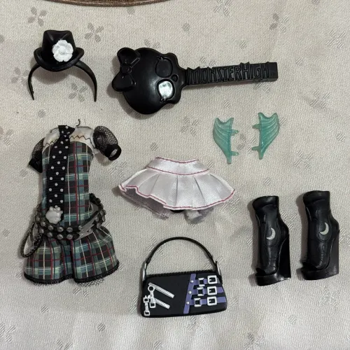 NÃO VENDO SEPARADO - Lote Monster High