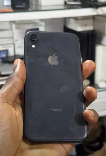 iPhone XR