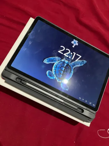 ?Tablet [modelo] + Caneta + Teclado ? Pouquíssimo uso, impecável!