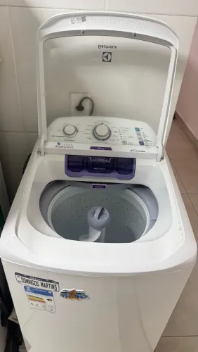 MÁQUINA SEMINOVA ELECTROLUX