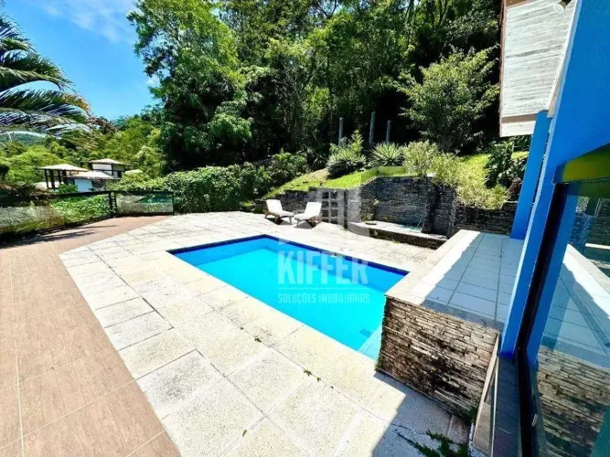 Casa com 3 quartos à venda, 400 m² por R$ 2.300.000 - Itaipu - Niterói/RJ