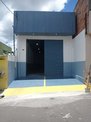 Vende-se Galpão/Armazém 7x23 no Alvorada I e Aceita Permutas