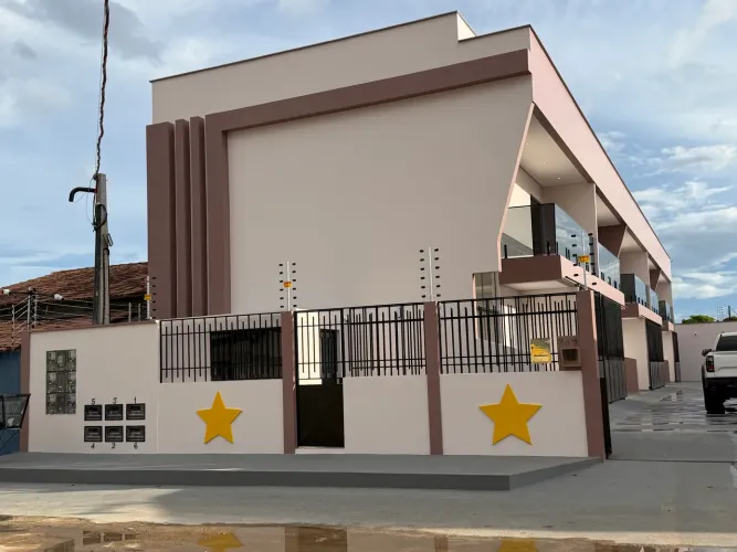 ALUGA-SE CASA DE ALTO PADRÃO CONDOMÍNIO AMAJARI 2