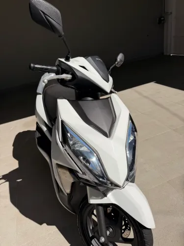 Moto elite