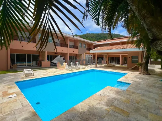 Sobrado com 3 dormitórios à venda, 94 m² por R$ 900.000,00 - Tabatinga - Caraguatatuba/SP