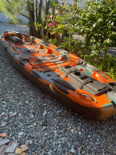 Caiaque Cayman 135