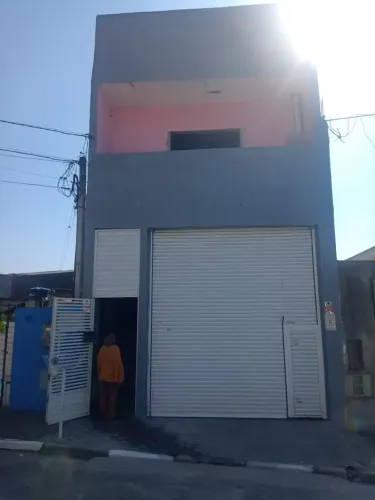 Imóvel para aluguel tem 130 metros quadrados em Sitio Paredão - Ferraz de Vasconcelos - SP