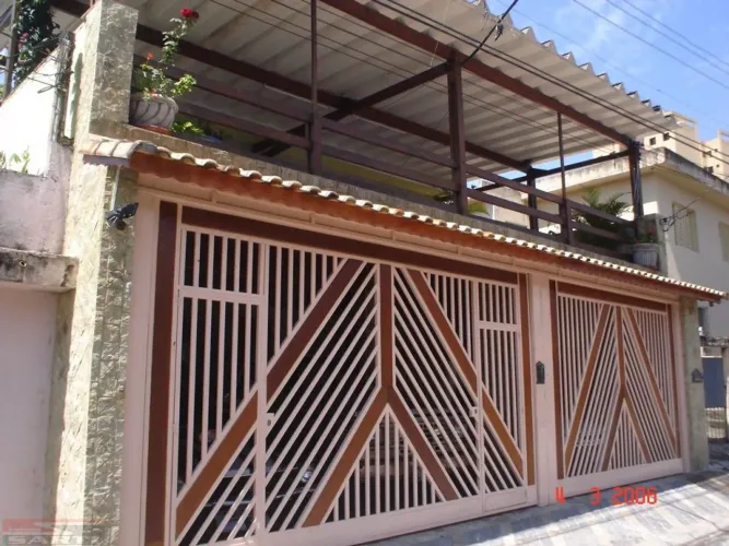 BAIRRO DA VILA AMÁLIA COM 4 DORMITÓRIOS , 4 VAGAS DE GARAGEM , TERRAÇO LINDO , GRANDE OFER