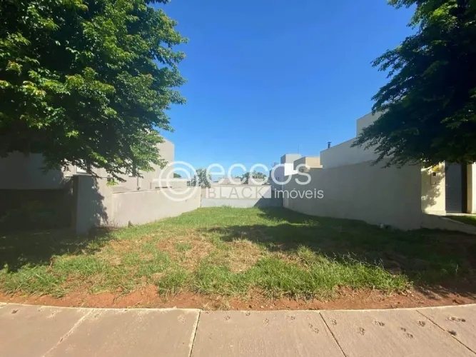 Terreno em condomínio à venda, Estância dos Ipês - UBERABA/MG