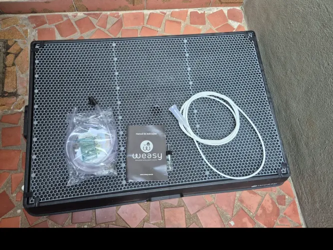Weasy grande preto