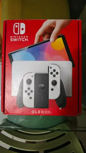 Nintendo Switch Oled na caixa + 128GB + Case + 06 meses de Nintendo Online grátis!