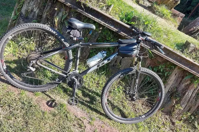 Bicicleta MTB Aro 29 Gts Alumínio - 24v Freio a disco