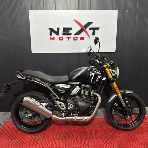 TRIUMPH SPEED 400 PRETO 2025
