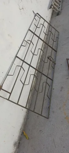 Portão de ferro para Beco