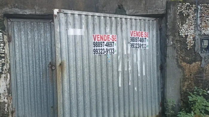 vende-se casa no santo Dumont