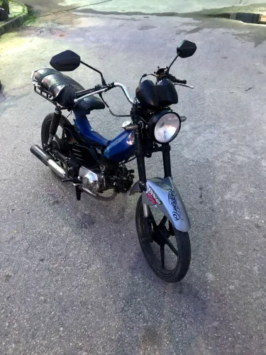 Shineray XY 50cc mais ela pega 70 documento na mão farol funcionando boa motor refeitó 