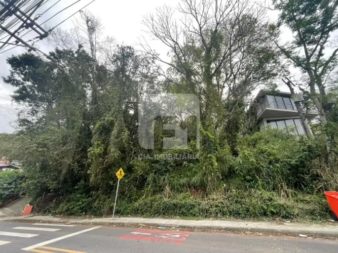Terreno à venda na Lagoa da Conceição