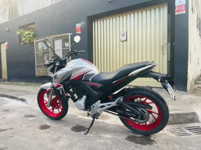 Cb twister 250cc