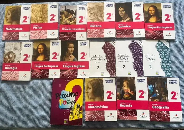 Livros Didáticos 2º Ano EM - Colégio Leonardo da Vinci | Poliedro