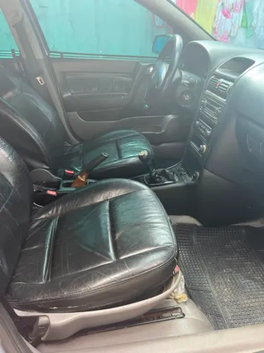 Chevrolet Astra Sedan 2.0/ CD 2.0 MPFI 8V 4P Aut. 2003
