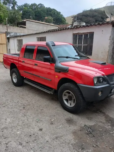 Mitsubishi L200 GL 2.5 4X4 CD Diesel 2010