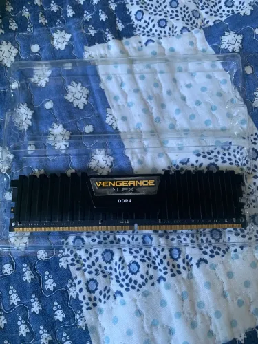 Memória RAM DDR4 32gb 3000mhz