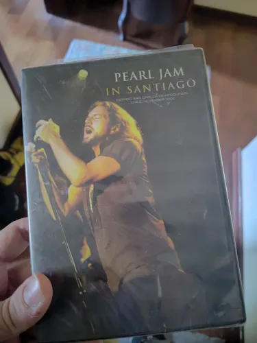 Dvd pearl jam - live in Santiago (lacrado)