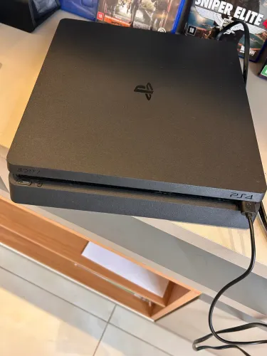 PS4 slim