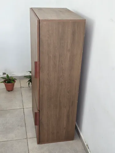 Vendo armário suspenso com duas portasa