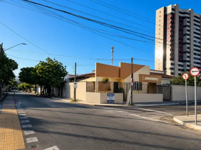 Ponto Comercial de Esquina 435 m² - Bairro de Fátima - Entrego Reformada