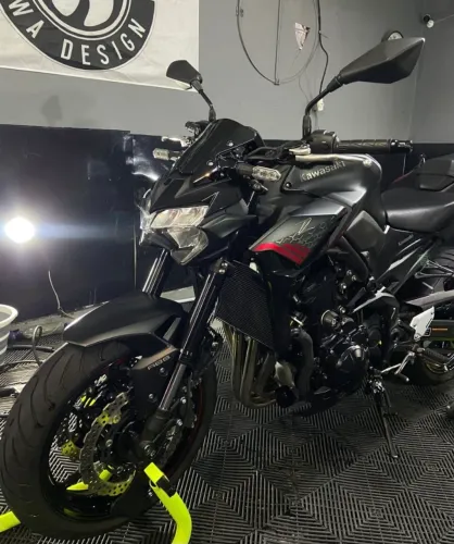 Moto zerada.. 2 dono motoca só fds..Impecavel ..Só pegar e andar.