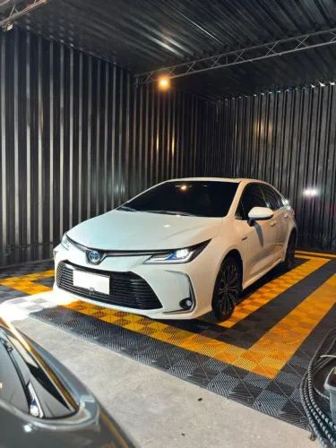 Toyota Corolla Altis Prem. Hybrid 1.8 Flex AUT 2023