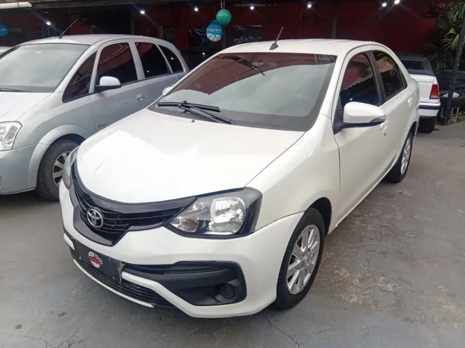 Toyota Etios X Plus Sedan 1.5 Flex 16V 4P Aut. 2020