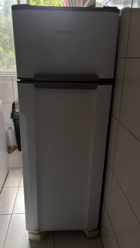 Geladeira semi nova