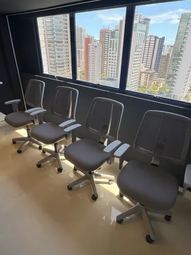 Conjunto 4 Cadeiras Polaina Flip Light - Ótimo Estado