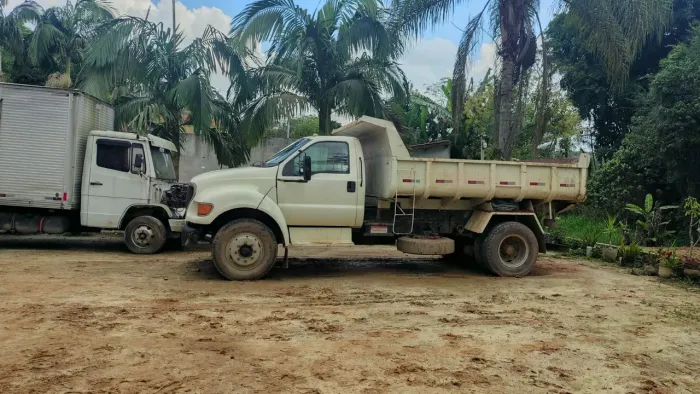 Vendo Caminhão Ford Pitbull