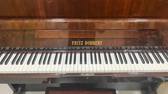 Vendo piano Fritz Dobert