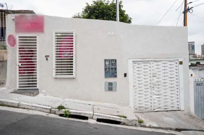 Sala comercial na Rua Água da Rosa, 243 16 m²