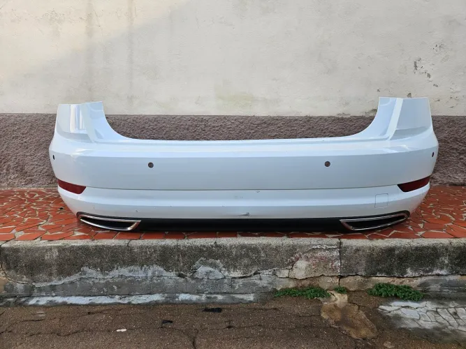 Parachoque traseiro jetta Rline 2018-2021 branco