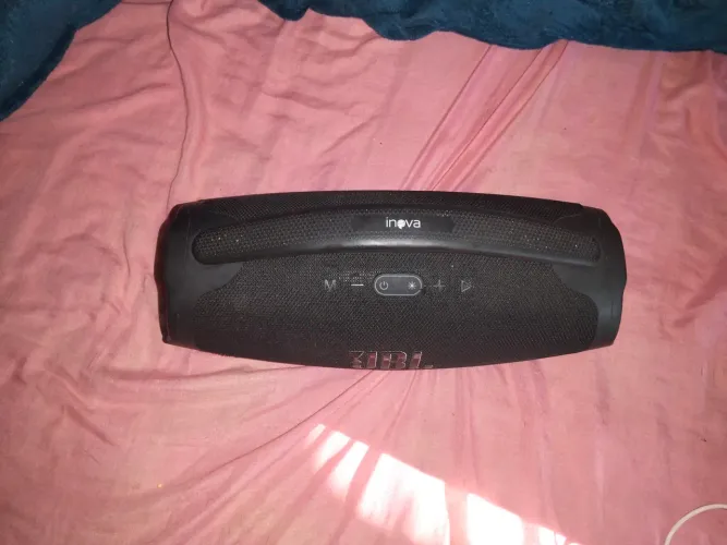 Vendo caixinha de som JBL