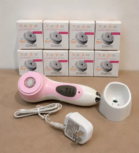 Escova Facial Sônica Conair True Glow com 8 refil