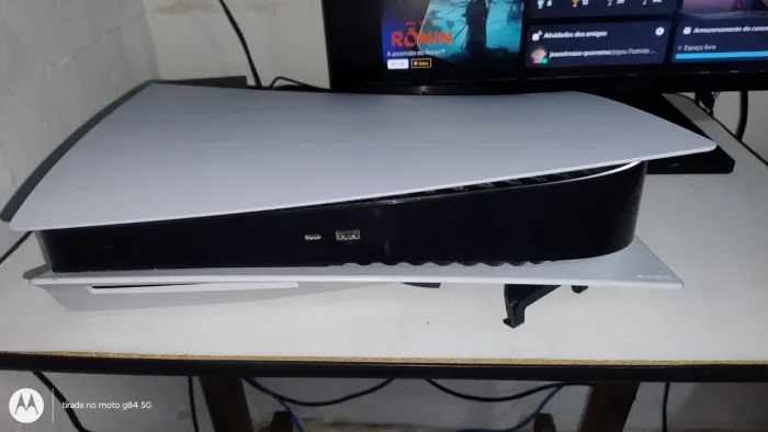 PS5 acompanhamento um controle 4 jogos