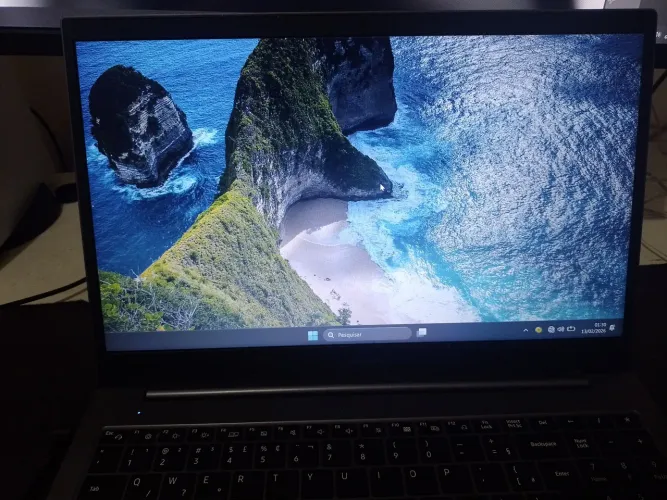 Notebook Samsung 4gb Ram 230gb HD Intel 11 I3 