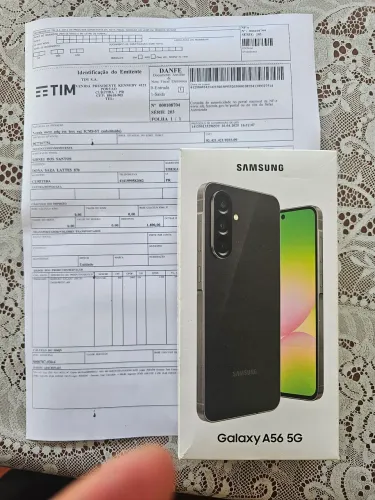 Vendo sansung A56 256 gb praticamente novo .caixa nota fiscal