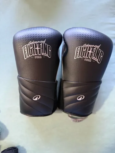 Luva Muay Thai 12OZ nova